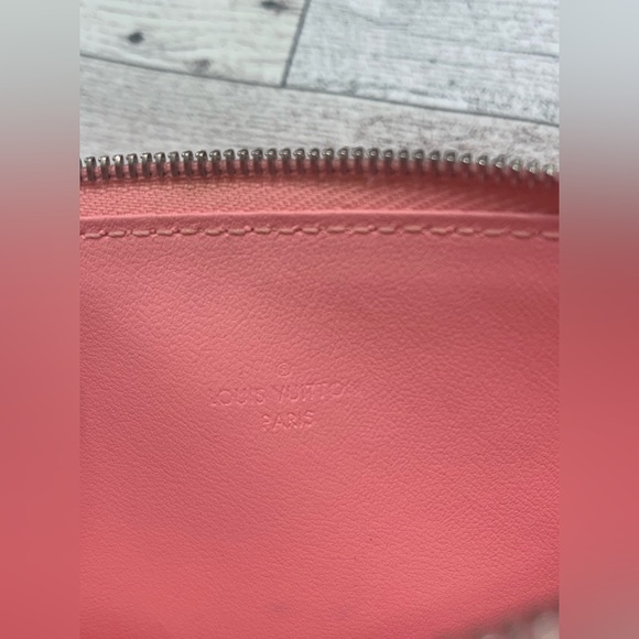 💯 Authentic Louis Vuitton Pink and Red Patterned Jungle Dots Felicie Insertt Set - Picture 10 of 10